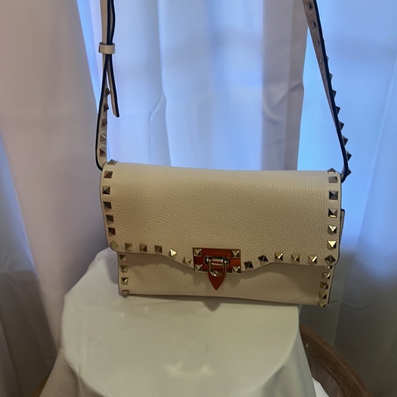 Valentino Garavani Rockstud Crossbody Shoulder Bag Pebble Calf Leather Ivory - Picture 12 of 17